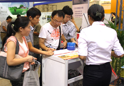 ��������͑��(li��n)ϵ��ʽ