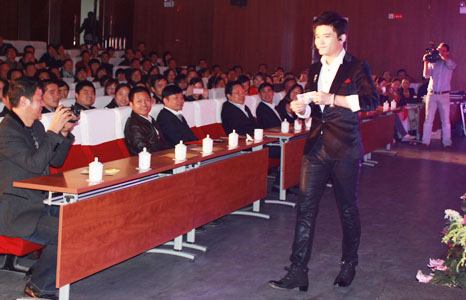 ���I(l��ng)��(d��o)�^���ݳ�����ϯ�_����ڶ�λ������F(tu��n)�����L���O�B������λ�����L��ί��ӛ��|��������λ�����L�и����Lꐌ�ȫ