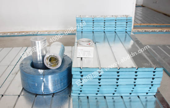 늵�ů���b�����M(j��n)��(ch��ng)