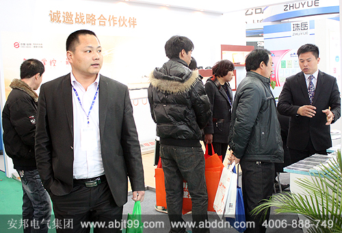 ����늵�ůչ���F(xi��n)���D