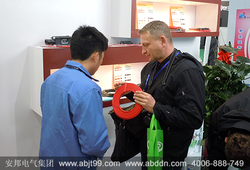 ����늵�ůչ���F(xi��n)���D